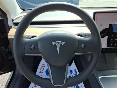 Used 2021 Tesla Model 3 Standard Range Plus RWD image 10