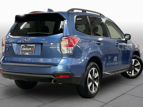 Used 2017 Subaru Forester 2.5i Premium w/ All-Weather Package AWD/4WD image 13