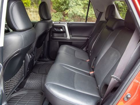 Used 2016 Toyota 4Runner Limited AWD/4WD image 11