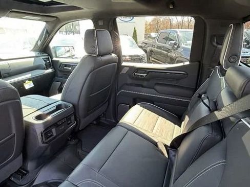 New 2026 GMC Sierra 1500 AT4X AWD/4WD image 40