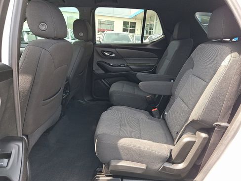Used 2023 Chevrolet Traverse LT w/ Midnight/Sport Edition AWD/4WD image 11