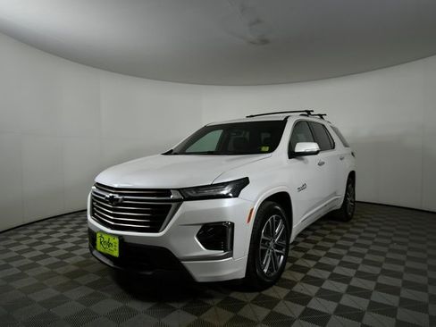 Used 2023 Chevrolet Traverse High Country w/ LPO, Floor Liner Package image 6