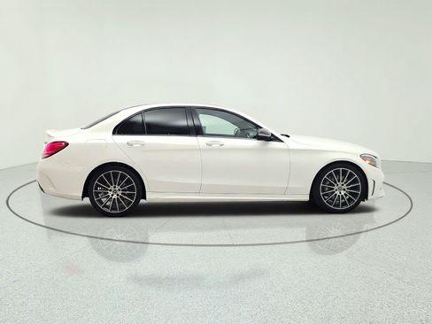 Used 2021 Mercedes-Benz C 300 Sedan image 4