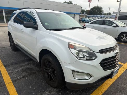 Used 2017 Chevrolet Equinox LT w/ Sport Edition AWD/4WD image 2