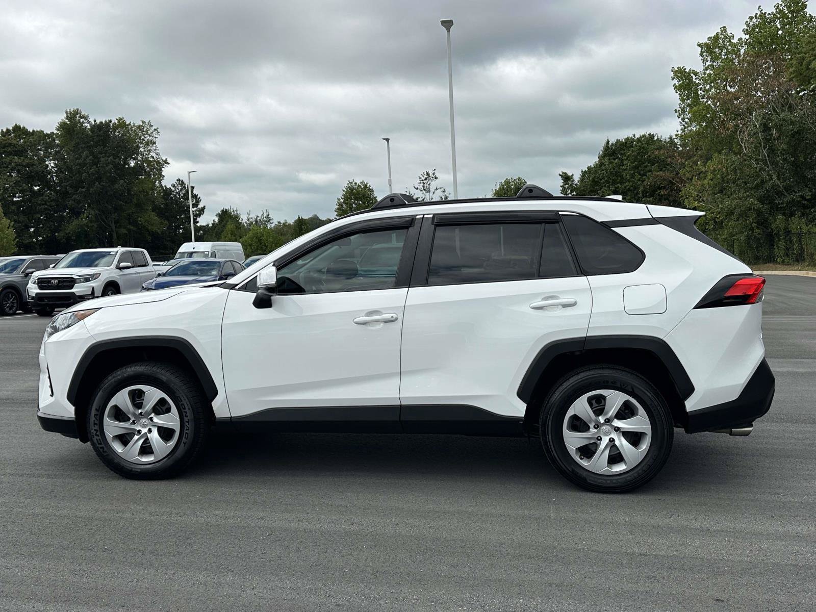 Used 2021 Toyota RAV4 LE FWD image 22