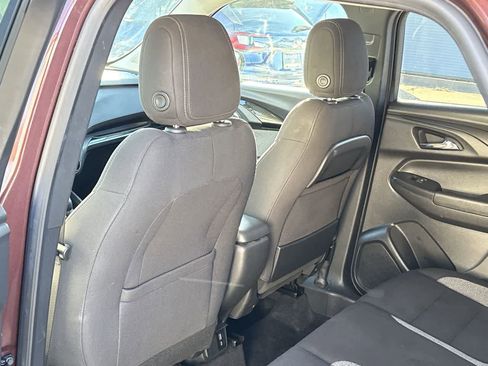 Used 2023 Chevrolet TrailBlazer LT w/ Convenience Package image 17