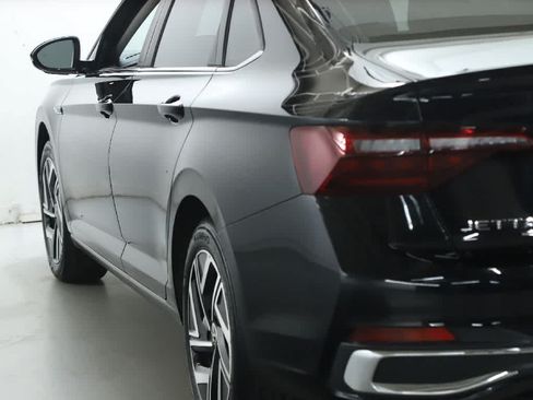Certified 2024 Volkswagen Jetta SEL FWD image 41