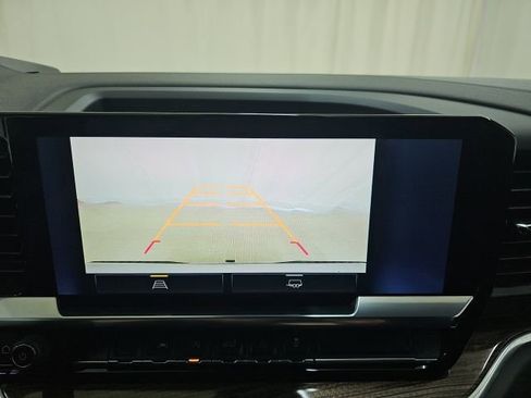 Used 2022 Chevrolet Silverado 1500 LT image 5