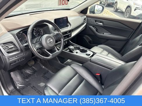 Used 2023 Nissan Rogue SV w/ SV Premium B Package AWD/4WD image 16