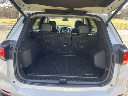 Certified 2022 Chevrolet Equinox Premier w/ LPO, Floor Liner Package image 14