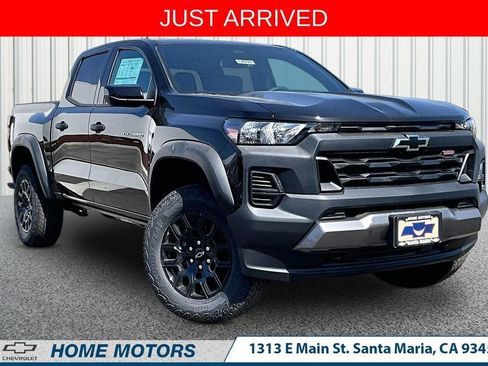 New 2026 Chevrolet Colorado Trail Boss AWD/4WD image 1