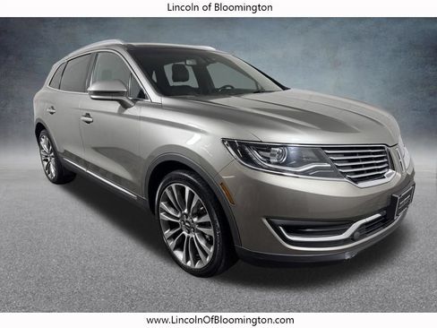 Used 2017 Lincoln MKX Reserve w/ Driver Assistance Package FWD image 7