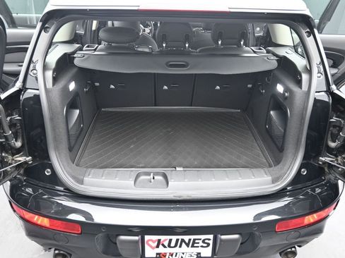 Used 2023 MINI Cooper Clubman S w/ Premium Package image 60