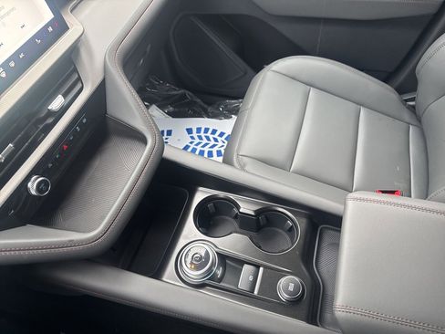 New 2026 Ford Explorer Active w/ Active Comfort Package image 31