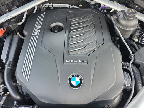 Used 2023 BMW X5 sDrive40i w/ M Sport Package RWD image 23