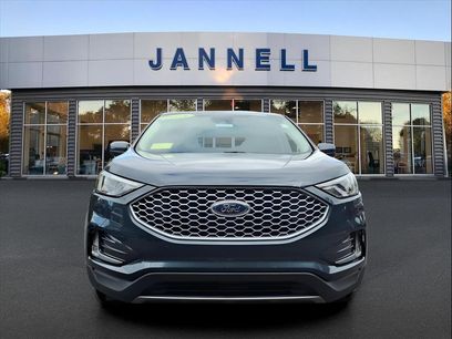 Used 2024 Ford Edge SEL w/ Convenience Package