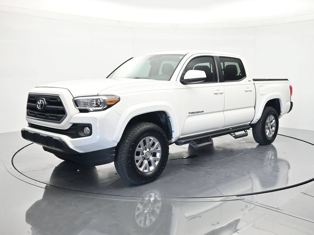 Used 2017 Toyota Tacoma SR5 w/ Tow Package AWD/4WD image 1