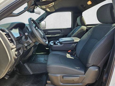 New 2025 RAM 3500 Tradesman AWD/4WD image 4