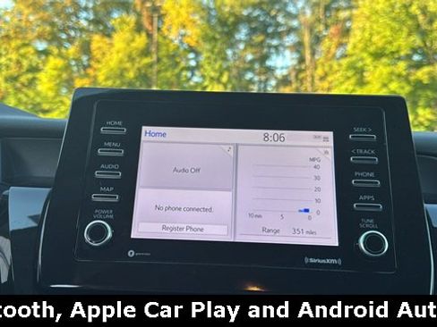 Used 2024 Toyota Camry LE image 4