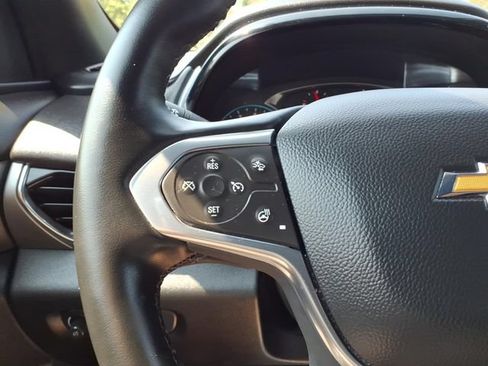 Used 2023 Chevrolet Traverse LT w/ LPO, Floor Liner Package FWD image 15