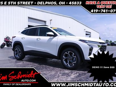 New 2025 Chevrolet Trax LT w/ Driver Confidence Package