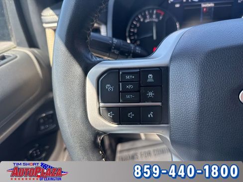 Used 2023 Ford Expedition Limited AWD/4WD image 18