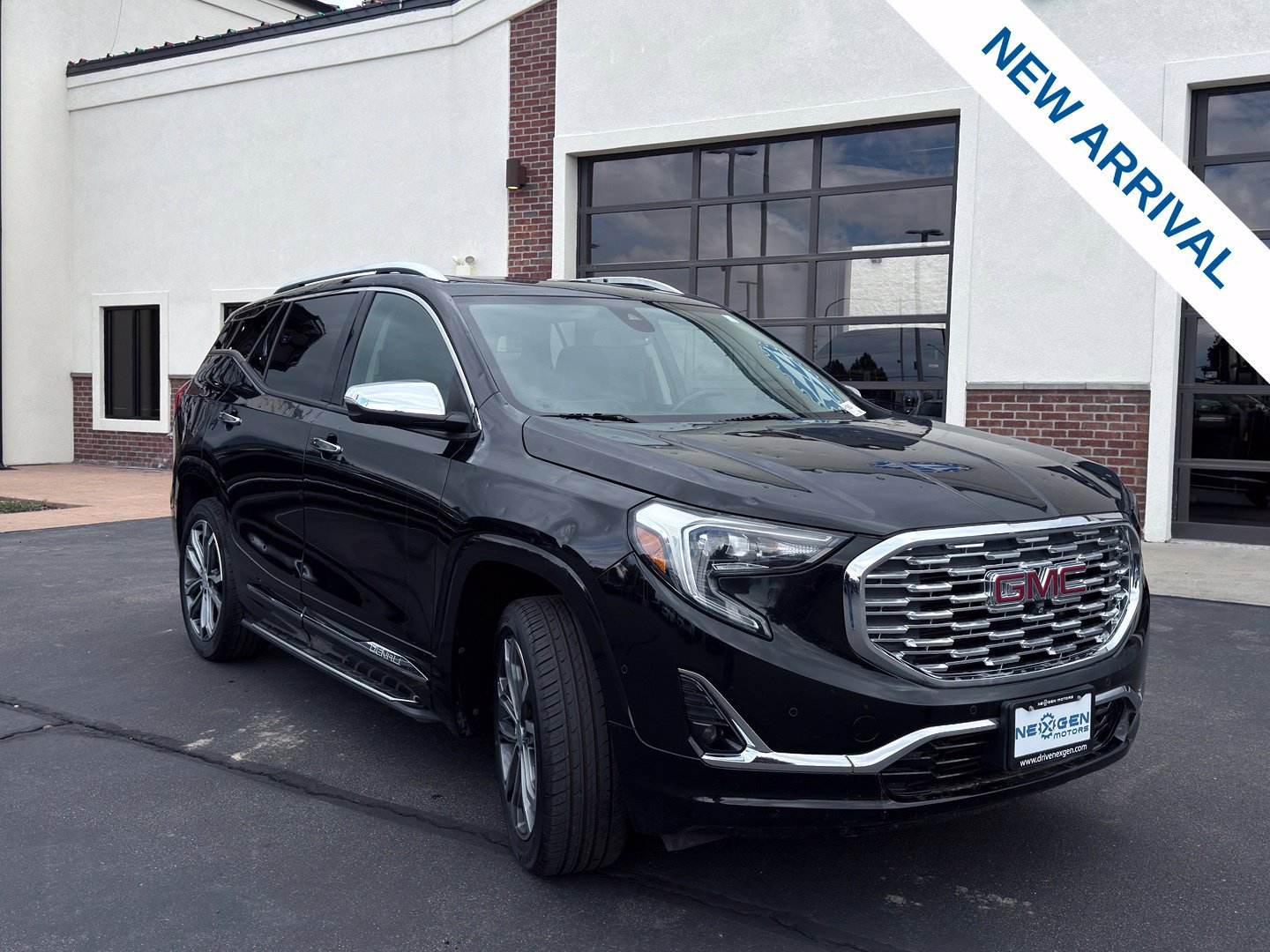 Used 2019 GMC Terrain Denali w/ LPO, 'HIT The Road' Package AWD/4WD image 1