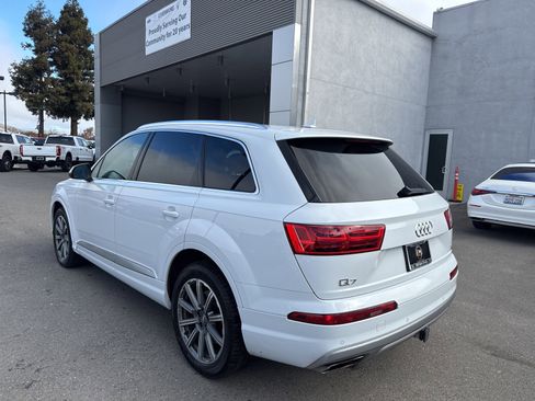 Used 2018 Audi Q7 3.0T Premium Plus image 4