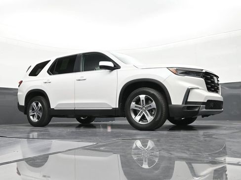 Used 2024 Honda Pilot EX-L image 26