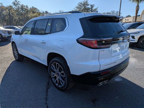 Used 2026 GMC Acadia Denali Ultimate image 6