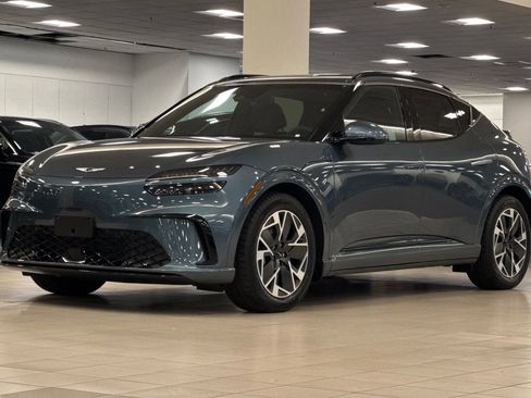 New 2026 Genesis GV60 RWD image 8