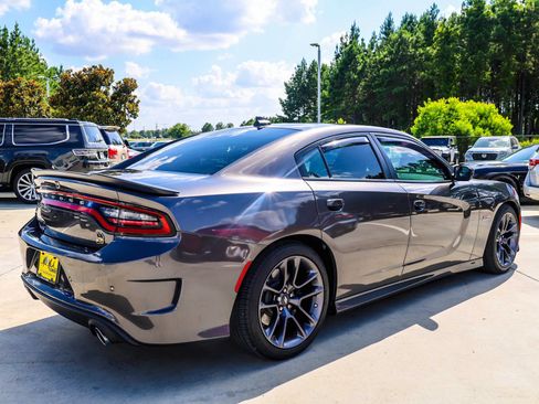 Used 2023 Dodge Charger Scat Pack RWD image 9