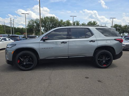 Used 2023 Chevrolet Traverse Premier w/ Redline Edition FWD image 5