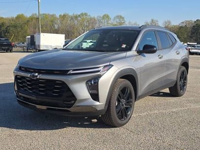 Used 2025 Chevrolet Trax ACTIV w/ Driver Confidence Package