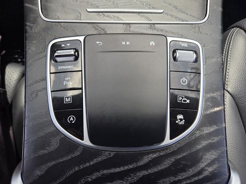 Used 2022 Mercedes-Benz GLC 300 image 26