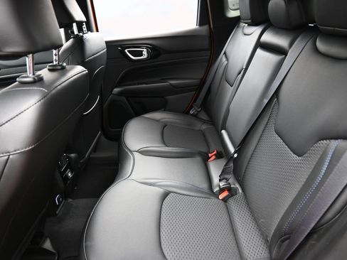 New 2026 Jeep Compass Latitude image 12