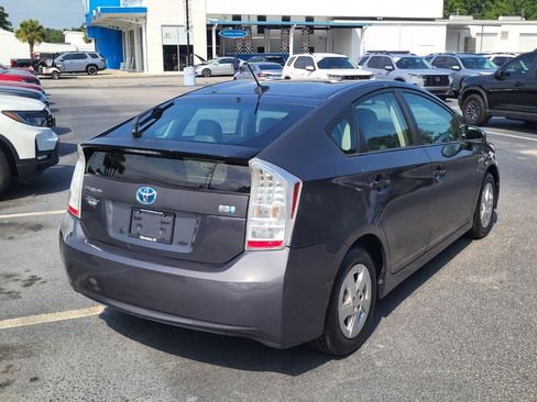 Used 2010 Toyota Prius Five FWD image 2