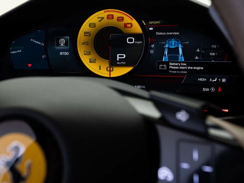 Used 2022 Ferrari Roma RWD image 26
