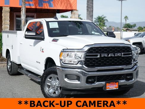 Used 2022 RAM 3500 Big Horn image 2