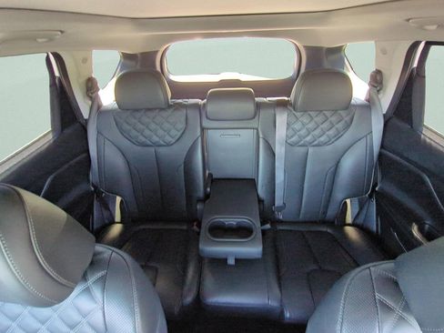 Certified 2023 Hyundai Santa Fe Limited AWD/4WD image 10