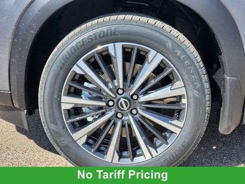 New 2026 Nissan Pathfinder Platinum image 8