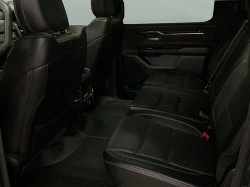 Used 2020 RAM 1500 Sport w/ Comfort & Convenience Group image 17