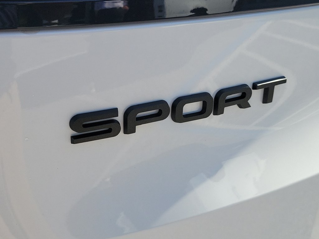 New 2027 Land Rover Range Rover Sport Dynamic SE AWD/4WD image 10