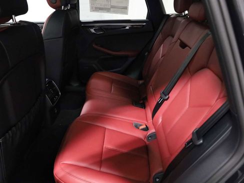 New 2026 Porsche Macan AWD/4WD image 35