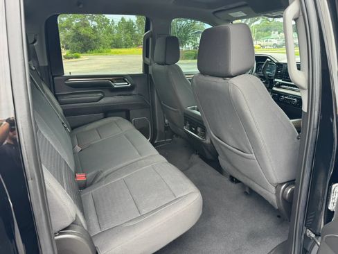 Used 2024 Chevrolet Silverado 2500 LT AWD/4WD image 23