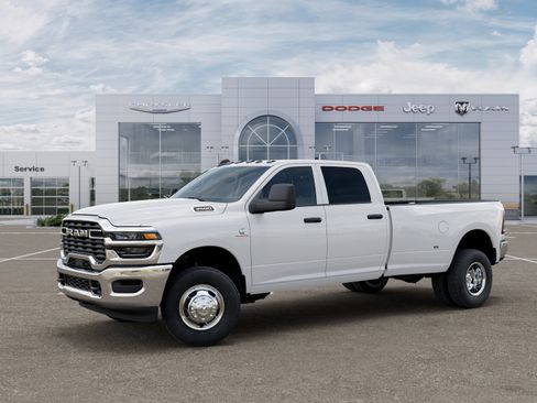New 2026 RAM 3500 Tradesman AWD/4WD image 31