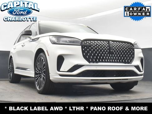 Used 2025 Lincoln Aviator Black Label image 23
