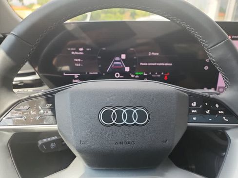 Used 2025 Audi Q5 Premium Plus w/ Premium Plus AWD/4WD image 21