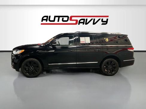Used 2023 Lincoln Navigator L Reserve image 4