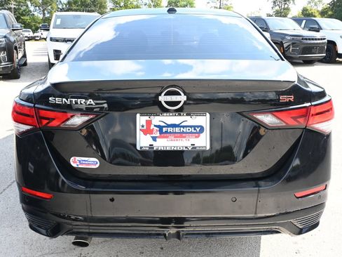 Used 2025 Nissan Sentra SR FWD image 3